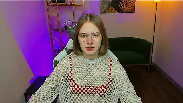 MiaNoon online show from 29, 5, 2026