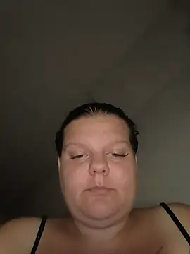 BadMommyyyyy online show from 12, 7, 2026