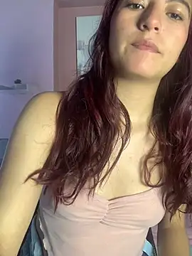 Snapshot of EveRave_Pink chatting on 24, 5, 2026 EveRave Pink online show from 24, 5, 2026