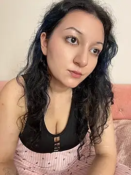 Snapshot of Lulu_Lu chatting on 11, 7, 2026 Lulu Lu online show from 11, 7, 2026
