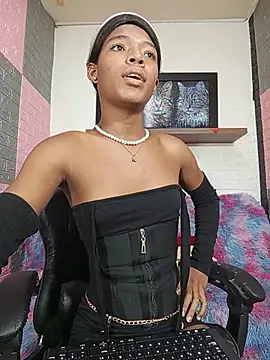 Liss Love1 online show from 22, 7, 2026