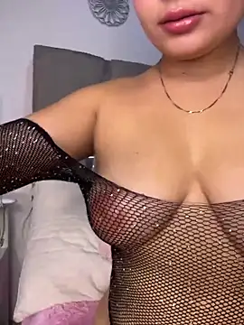 Yassy 11 online show from 27, 5, 2026