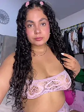Snapshot of Yassy_11 chatting on 16, 6, 2026 Yassy 11 online show from 16, 6, 2026