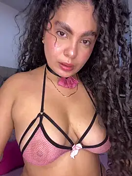 Snapshot of Yassy_11 chatting on 19, 6, 2026 Yassy 11 online show from 19, 6, 2026
