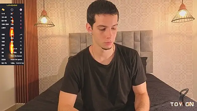 Snapshot of isaacblaze_ chatting on 17, 7, 2026 isaacblaze online show from 17, 7, 2026
