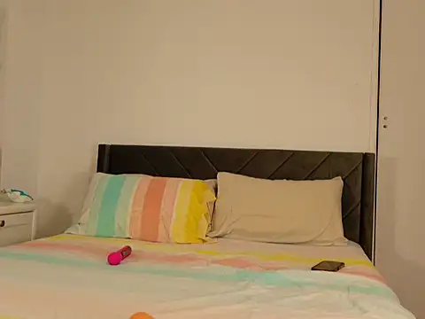 pink saray online show from 26, 5, 2026