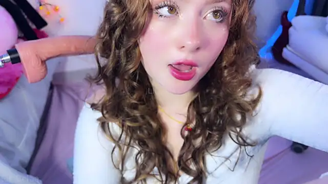 Snapshot of Lil_Belaa chatting on 6, 7, 2026 Lil Belaa online show from 6, 7, 2026