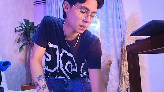 Snapshot of tian_sex chatting on 1, 6, 2026 tian sex online show from 1, 6, 2026