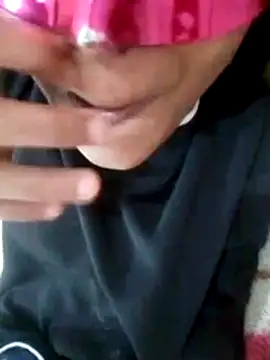 Snapshot of ayanloveannu chatting on 24, 7, 2026 ayanloveannu online show from 24, 7, 2026