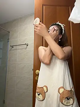 Snapshot of okgirl_23 chatting on 4, 6, 2026 okgirl 23 online show from 4, 6, 2026