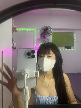 Snapshot of Lov3lily chatting on 14, 6, 2026 Lov3lily online show from 14, 6, 2026
