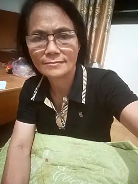 Snapshot of Vieekee chatting on 1, 6, 2026 Vieekee online show from 1, 6, 2026