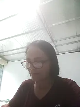 Snapshot of Vieekee chatting on 17, 6, 2026 Vieekee online show from 17, 6, 2026