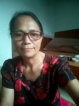 Snapshot of Vieekee chatting on 18, 6, 2026 Vieekee online show from 18, 6, 2026