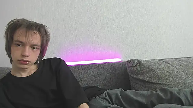 Snapshot of Nolan_Sagee chatting on 19, 5, 2026 Nolan Sagee online show from 19, 5, 2026