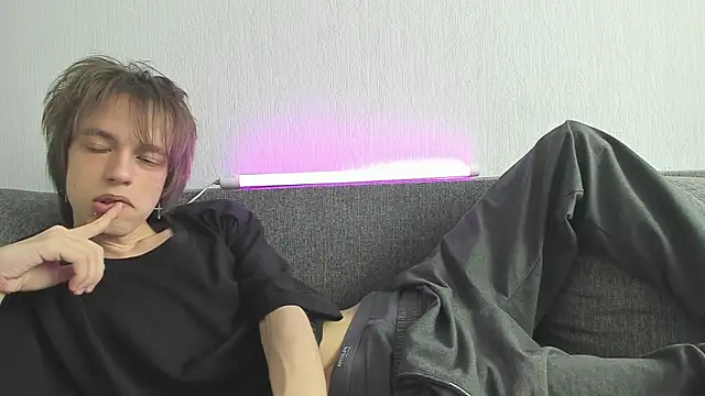 Snapshot of Nolan_Sagee chatting on 20, 5, 2026 Nolan Sagee online show from 20, 5, 2026
