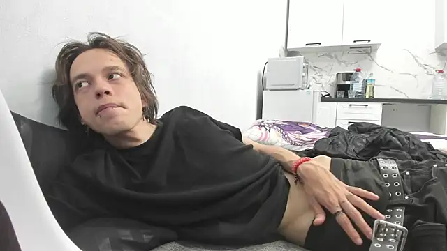Nolan Sagee online show from 7, 7, 2026