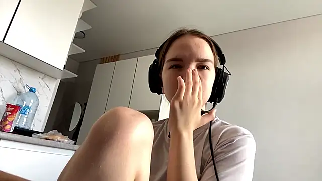 Snapshot of FewerCadre chatting on 6, 6, 2026 FewerCadre online show from 6, 6, 2026