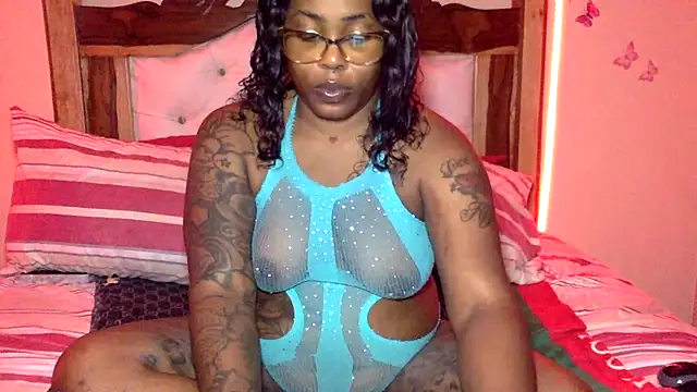 creamyamber online show from 2, 4, 2026