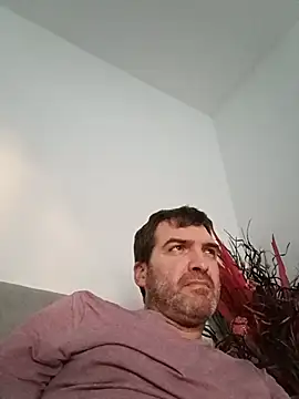 Snapshot of oncle33 chatting on 12, 6, 2026 oncle33 online show from 12, 6, 2026