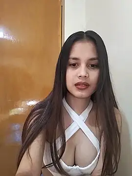 Snapshot of Adrianahearth chatting on 19, 5, 2026 Adrianahearth online show from 19, 5, 2026