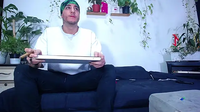 Adam Borsalino online show from 4, 7, 2026