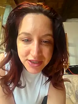 Snapshot of Nicolevellori chatting on 13, 5, 2026 Nicolevellori online show from 13, 5, 2026