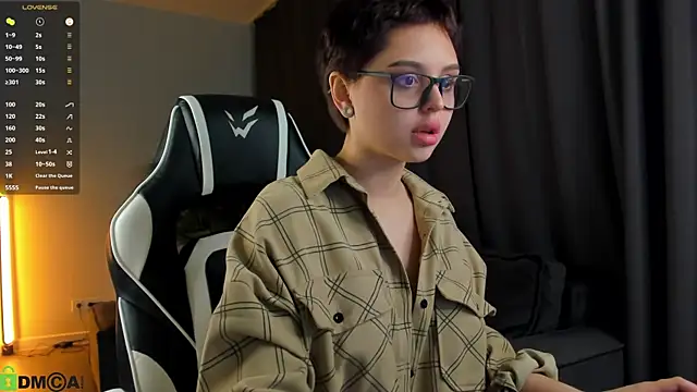 Emmy-Brooks online show from 18, 5, 2026