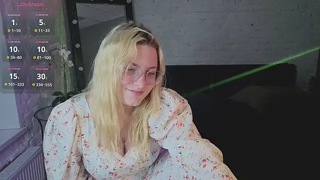 StellaVanilla online show from 3, 6, 2026