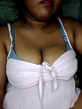 Snapshot of Rishwana77 chatting on 22, 5, 2026 Rishwana77 online show from 22, 5, 2026