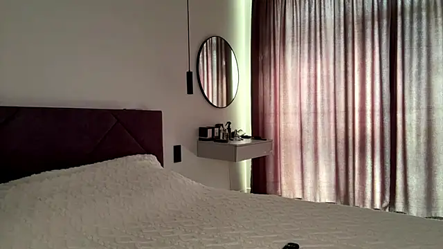Snapshot of KarieEgge chatting on 8, 7, 2026 KarieEgge online show from 8, 7, 2026