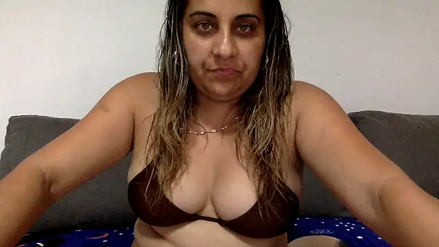 Snapshot of Antoniasweet chatting on 1, 7, 2026 Antoniasweet online show from 1, 7, 2026