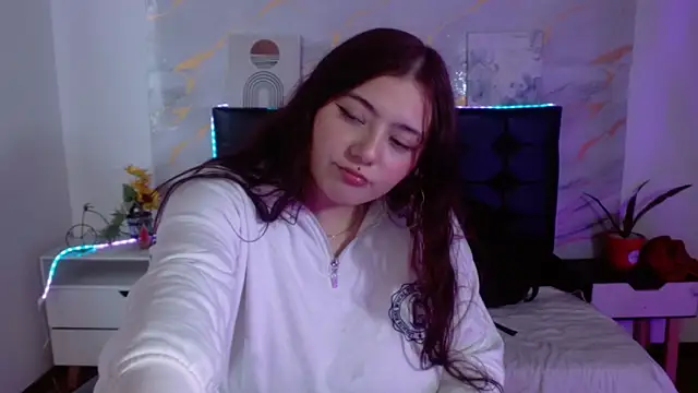 Snapshot of Lizeth_bigboob chatting on 14, 5, 2026 Lizeth bigboob online show from 14, 5, 2026