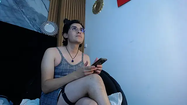 Snapshot of Axel_Montes chatting on 27, 5, 2026 Axel Montes online show from 27, 5, 2026