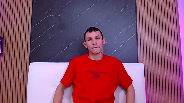 Snapshot of Isak_Berekoa chatting on 20, 5, 2026 Isak Berekoa online show from 20, 5, 2026
