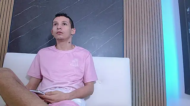 Snapshot of Isak_Berekoa chatting on 29, 5, 2026 Isak Berekoa online show from 29, 5, 2026