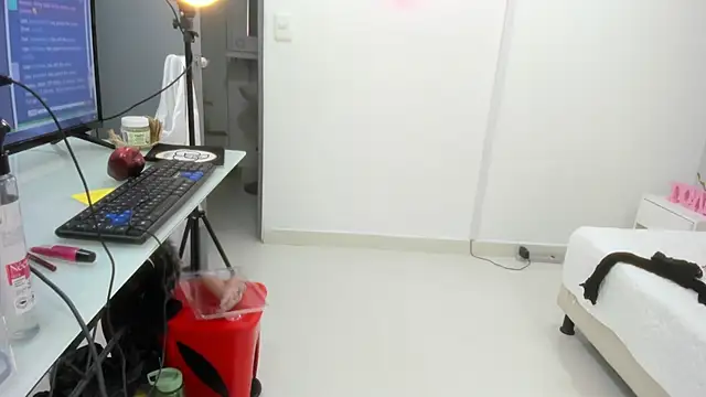 vanessa  castro online show from 2, 6, 2026