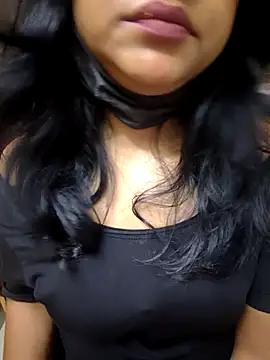 Snapshot of Vrishti_00G chatting on 3, 7, 2026 Vrishti 00G online show from 3, 7, 2026