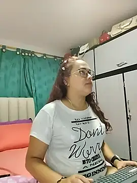 saramichell445734 online show from 20, 5, 2026