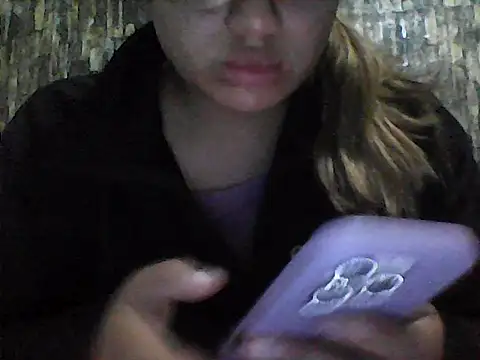 Snapshot of BabyCinnamon1 chatting on 18, 5, 2026 BabyCinnamon1 online show from 18, 5, 2026