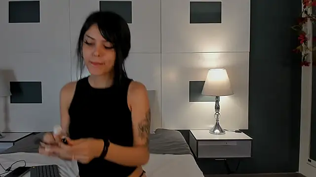 Snapshot of brattystar chatting on 28, 5, 2026 brattystar online show from 28, 5, 2026