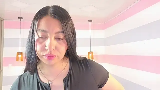 Snapshot of lia_valentino chatting on 10, 7, 2026 lia valentino online show from 10, 7, 2026