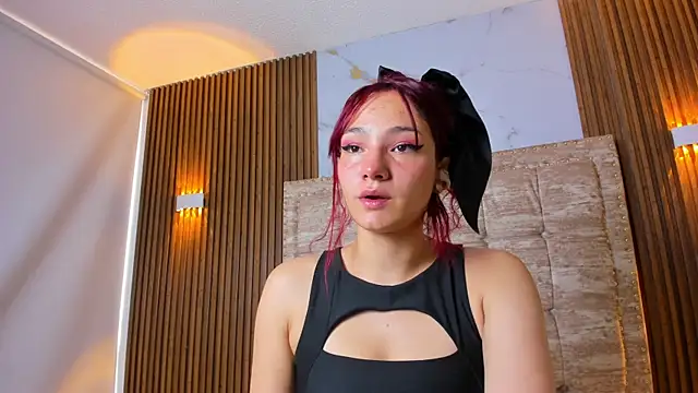 Snapshot of camiirosse chatting on 21, 5, 2026 camiirosse online show from 21, 5, 2026