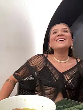 IsabelleMilan online show from 29, 6, 2026