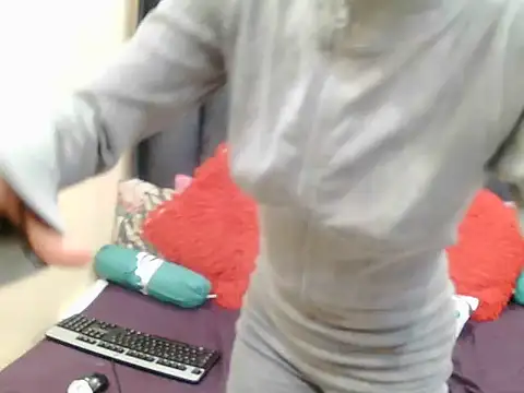 Snapshot of littlevirginangelxx chatting on 22, 5, 2026 littlevirginangelxx online show from 22, 5, 2026