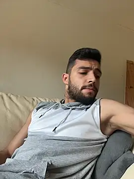 Snapshot of Z-man- chatting on 19, 7, 2026 Z-man- online show from 19, 7, 2026