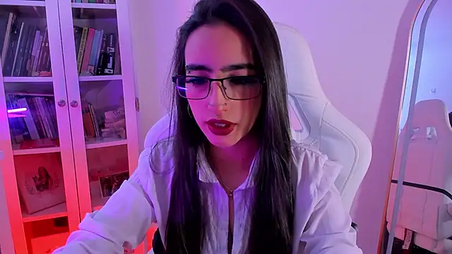 AgathaBlair online show from 21, 5, 2026