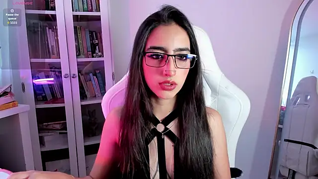 Snapshot of AgathaBlair chatting on 3, 6, 2026 AgathaBlair online show from 3, 6, 2026