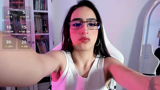 Snapshot of AgathaBlair chatting on 21, 6, 2026 AgathaBlair online show from 21, 6, 2026
