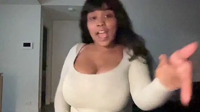 Snapshot of godnessvenusx chatting on 25, 5, 2026 godnessvenusx online show from 25, 5, 2026